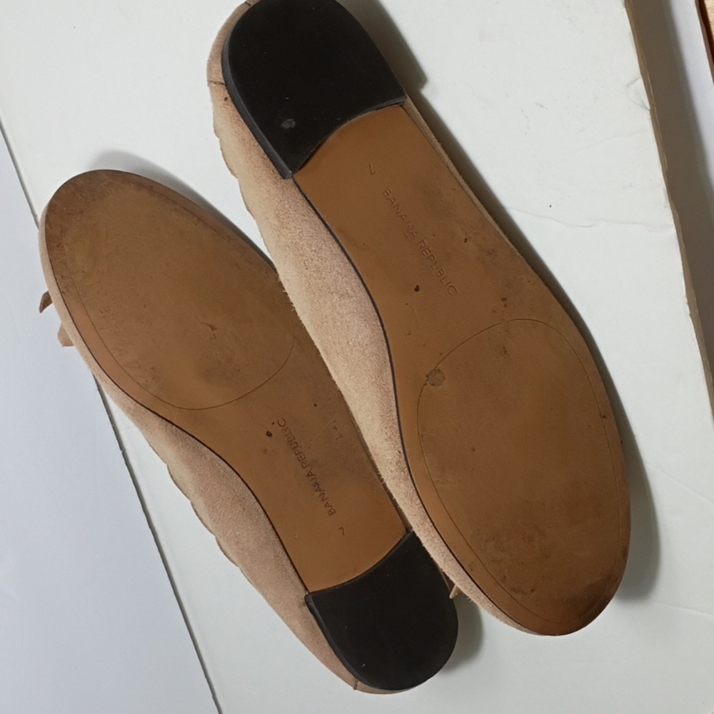 Banana Republic Scalloped Robin Ballet Flat, Bow At Rounded Toe, Tan/Nude - Picture 5 of 6